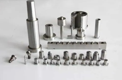 精密插件(jiàn)模具零部件(jiàn)